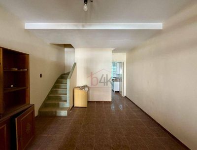 Casa, 2 quartos, 79 m² - Foto 1