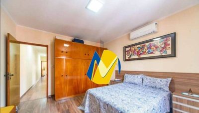 Casa, 3 quartos, 223 m² - Foto 2