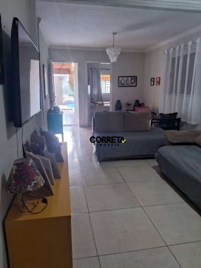 Casa, 3 quartos - Foto 1