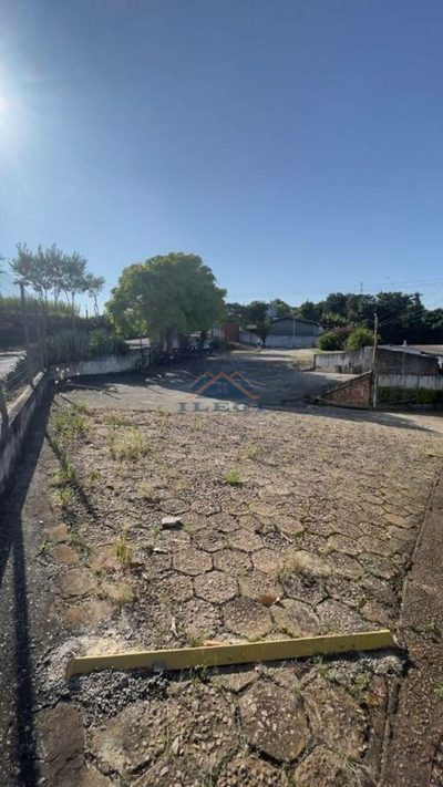 Depósito-Galpão, 1074 m² - Foto 1