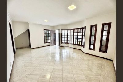 Casa, 4 quartos, 120 m² - Foto 1