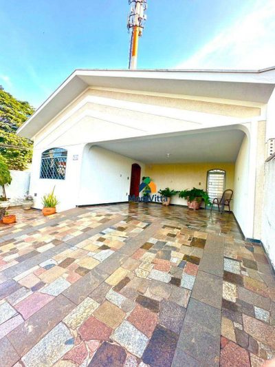 Casa, 3 quartos, 195 m² - Foto 1