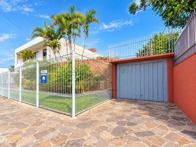 Casa, 6 quartos, 325 m² - Foto 2