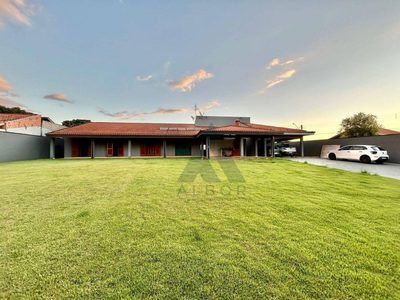 Casa, 3 quartos, 300 m² - Foto 2