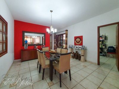 Casa, 5 quartos, 294 m² - Foto 2