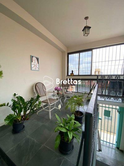 Casa, 5 quartos, 290 m² - Foto 2