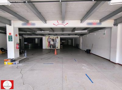 Prédio Inteiro, 2500 m² - Foto 1