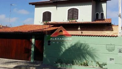 Casa, 3 quartos, 194 m² - Foto 1