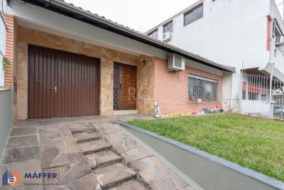 Casa, 3 quartos, 218 m² - Foto 1