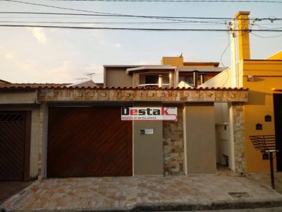 Sobrado, 4 quartos, 190 m² - Foto 2