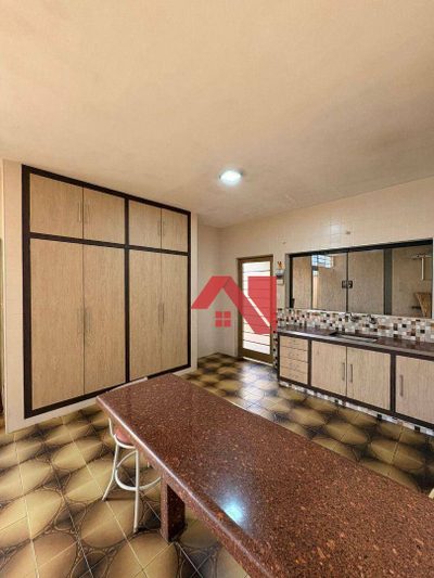 Casa, 5 quartos, 250 m² - Foto 3