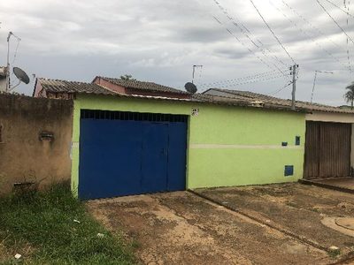 Casa, 2 quartos, 225 m² - Foto 1