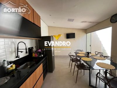 Casa, 2 quartos, 70 m² - Foto 1