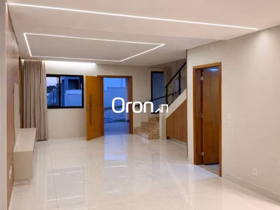 Sobrado, 3 quartos, 210 m² - Foto 1