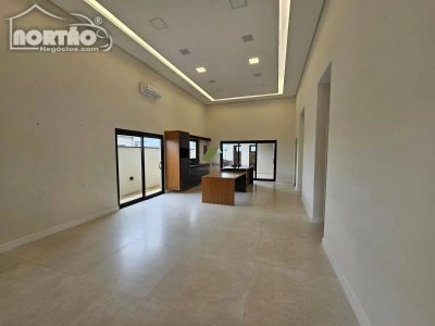 Casa, 5 quartos, 165 m² - Foto 4