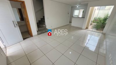 Casa, 3 quartos, 102 m² - Foto 1