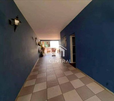 Casa, 4 quartos, 265 m² - Foto 3