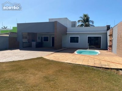 Casa, 2 quartos, 180 m² - Foto 1