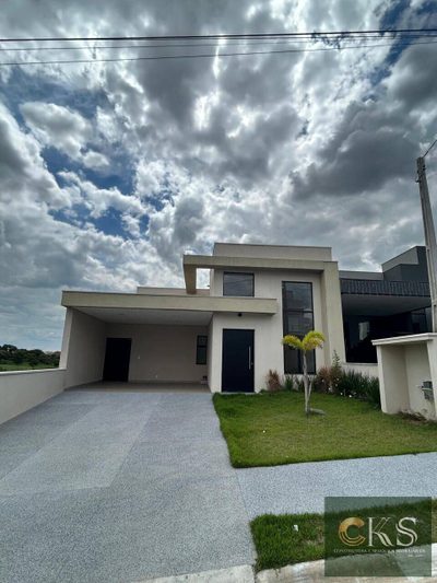 Casa, 3 quartos, 250 m² - Foto 1