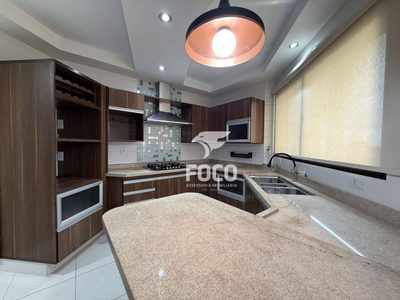 Apartamento, 3 quartos, 141 m² - Foto 1
