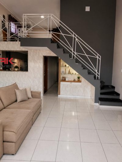 Casa, 3 quartos, 302 m² - Foto 2