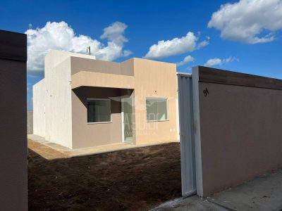 Casa, 2 quartos, 52 m² - Foto 1