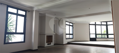 Apartamento, 3 quartos, 220 m² - Foto 1