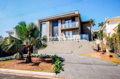 Casa, 4 quartos, 788 m² - Foto 1