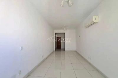 Apartamento, 1 quarto, 29 m² - Foto 2