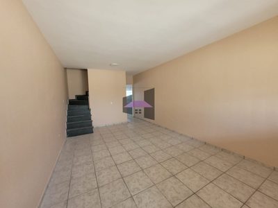 Sobrado, 2 quartos, 1 m² - Foto 2