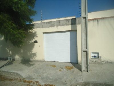 Casa, 1 quarto, 231 m² - Foto 1