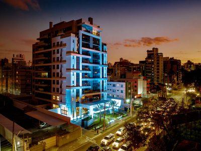 Apartamento, 3 quartos, 141 m² - Foto 1