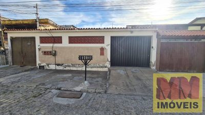 Casa, 6 quartos, 178 m² - Foto 1