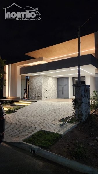 Casa, 1 quarto, 209 m² - Foto 2