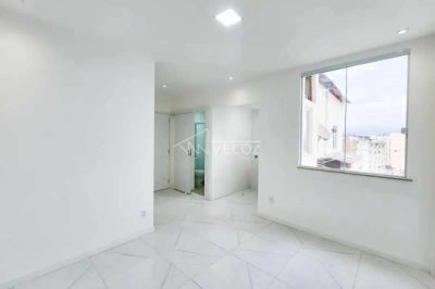 Apartamento, 1 quarto, 33 m² - Foto 2