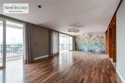 Apartamento, 3 quartos, 240 m² - Foto 2