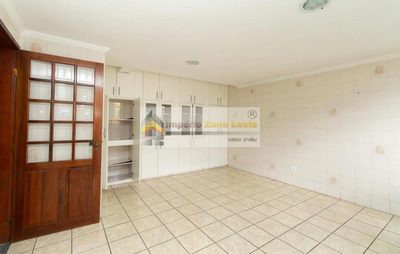 Casa, 3 quartos, 200 m² - Foto 4