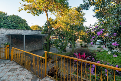 Casa, 2 quartos, 300 m² - Foto 1