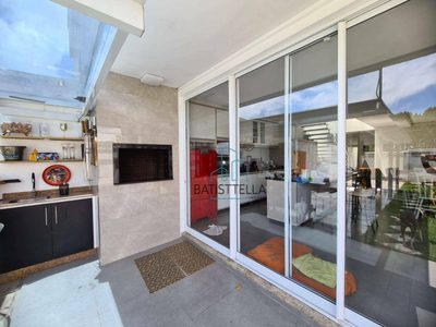 Sobrado, 3 quartos, 170 m² - Foto 1