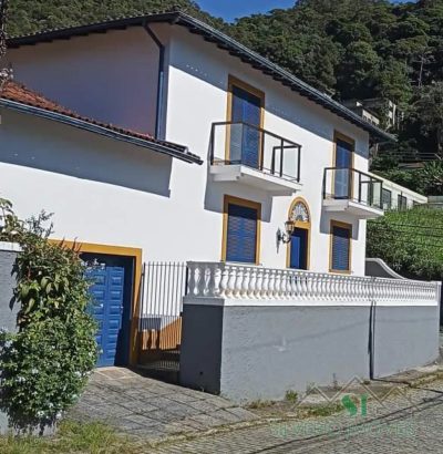 Casa, 5 quartos, 250 m² - Foto 1