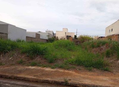 Terreno, 300 m² - Foto 1