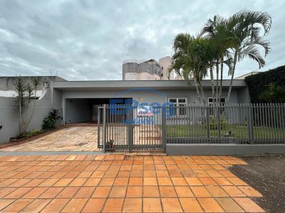 Casa, 1 quarto, 242 m² - Foto 1