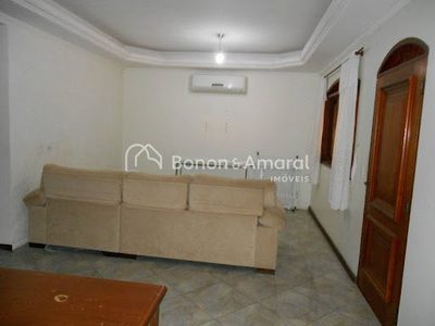 Casa, 5 quartos, 230 m² - Foto 3