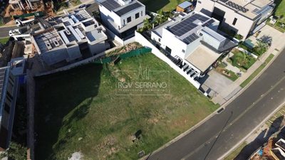 Loteamento e Condomínio, 586 m² - Foto 1