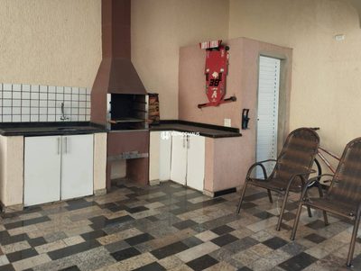 Casa, 3 quartos, 154 m² - Foto 2