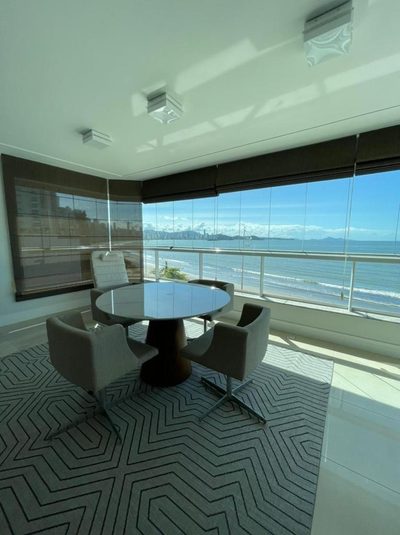 Apartamento, 3 quartos, 206 m² - Foto 1