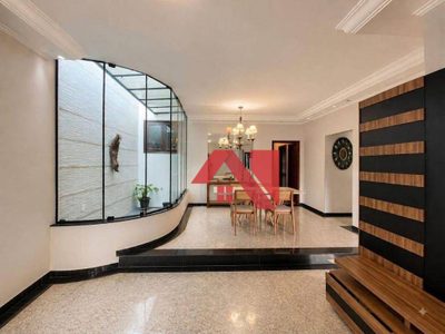 Casa, 3 quartos, 245 m² - Foto 2