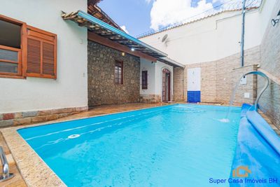 Casa, 3 quartos, 260 m² - Foto 1
