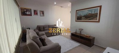 Sobrado, 3 quartos, 350 m² - Foto 1