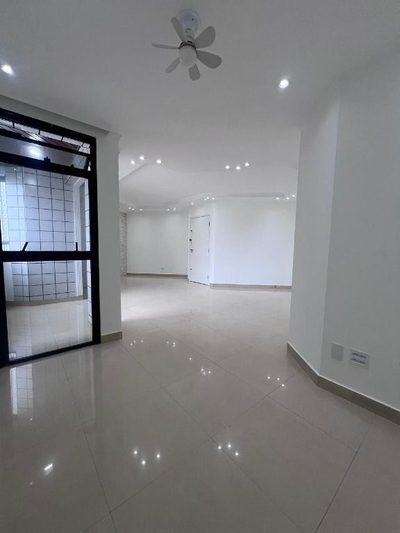 Apartamento, 3 quartos, 134 m² - Foto 3